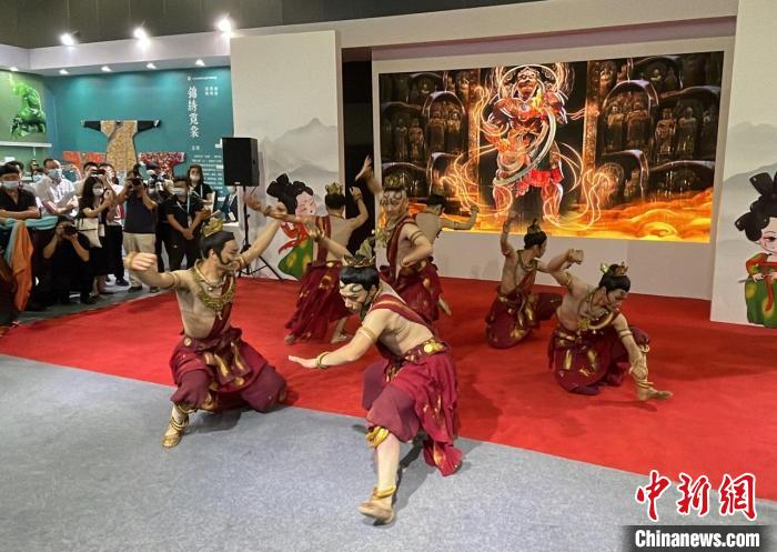 “龍門金剛”演出現(xiàn)場?！埍?攝