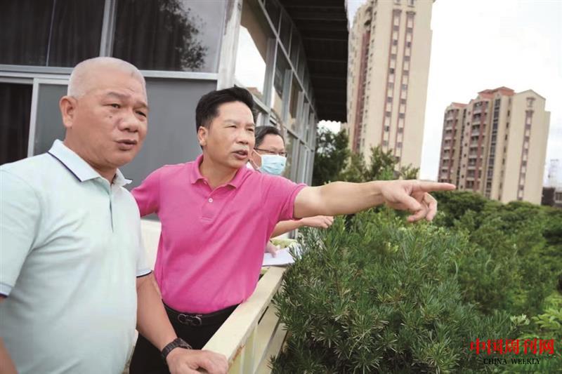 鎮(zhèn)委書記葉錦銳率隊長山頭村石馬河段督導調(diào)研.jpg 鎮(zhèn)委書記葉錦銳率隊長山頭村石馬河段督導調(diào)研.jpg