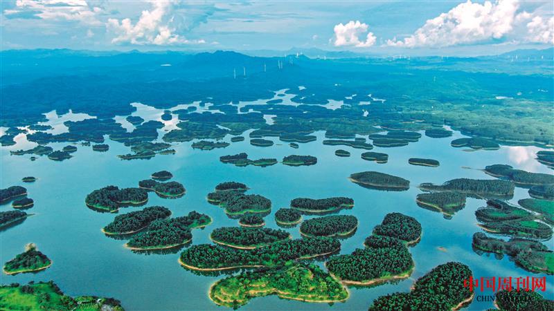 陽(yáng)東東湖星島.jpg 陽(yáng)東東湖星島.jpg