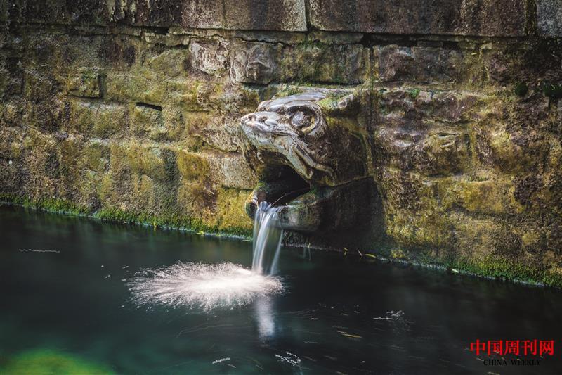 攝圖網(wǎng)_501296002_濟(jì)南黑虎泉(企業(yè)商用).jpg 攝圖網(wǎng)_501296002_濟(jì)南黑虎泉(企業(yè)商用).jpg