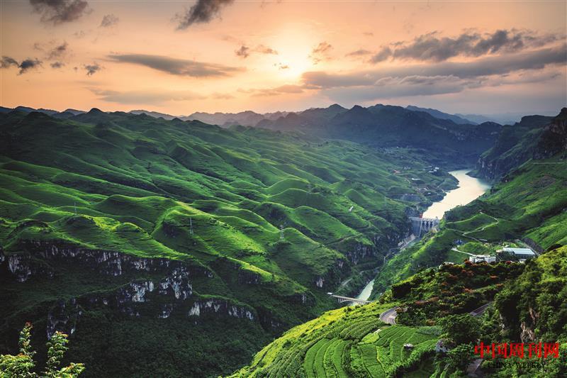 貴陽(yáng)之晨.jpg 貴陽(yáng)之晨.jpg