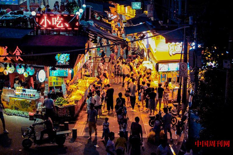 攝圖網(wǎng)_500703862_廈門某市場一角(企業(yè)商用).jpg 攝圖網(wǎng)_500703862_廈門某市場一角(企業(yè)商用).jpg