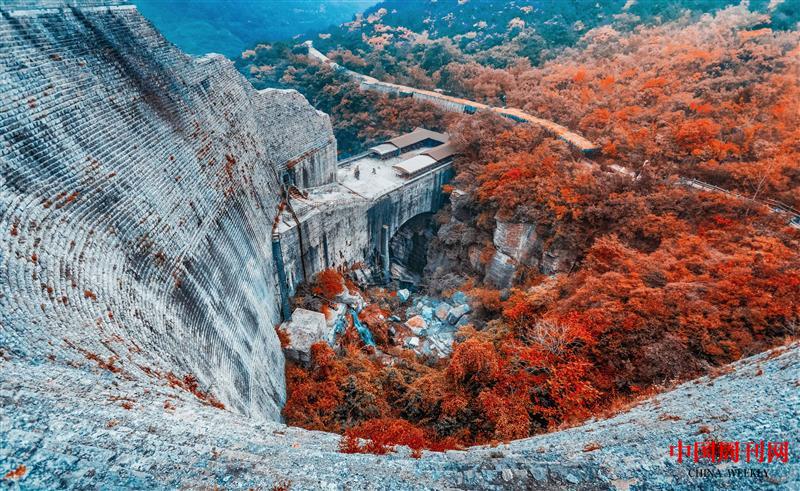 攝圖網(wǎng)_501134273_云臺(tái)山秋季風(fēng)景(企業(yè)商用).jpg