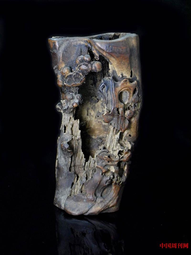 竹根雕筆筒.jpg 竹根雕筆筒.jpg